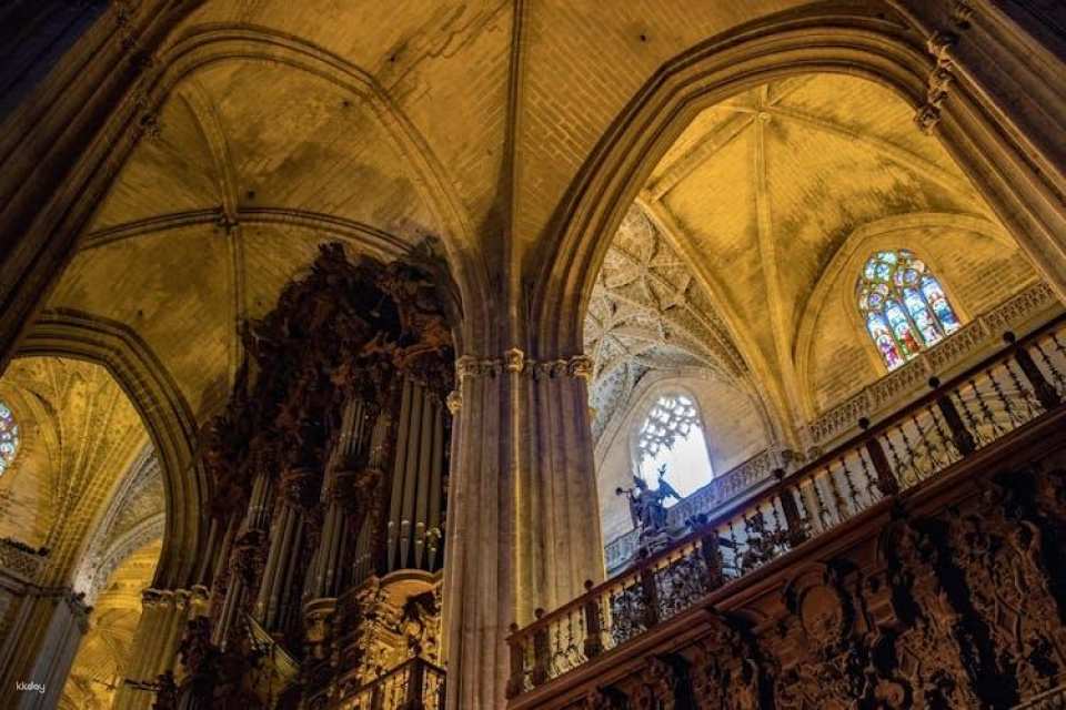 Guided tour of the Cathedral of Seville and Giralda Tower