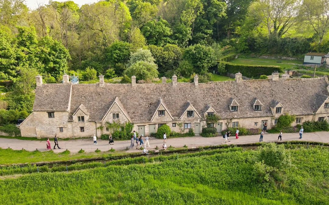 Guided Tour of the Cotswolds, Warwick, Oxford & Stratford-upon-Avon Image 5