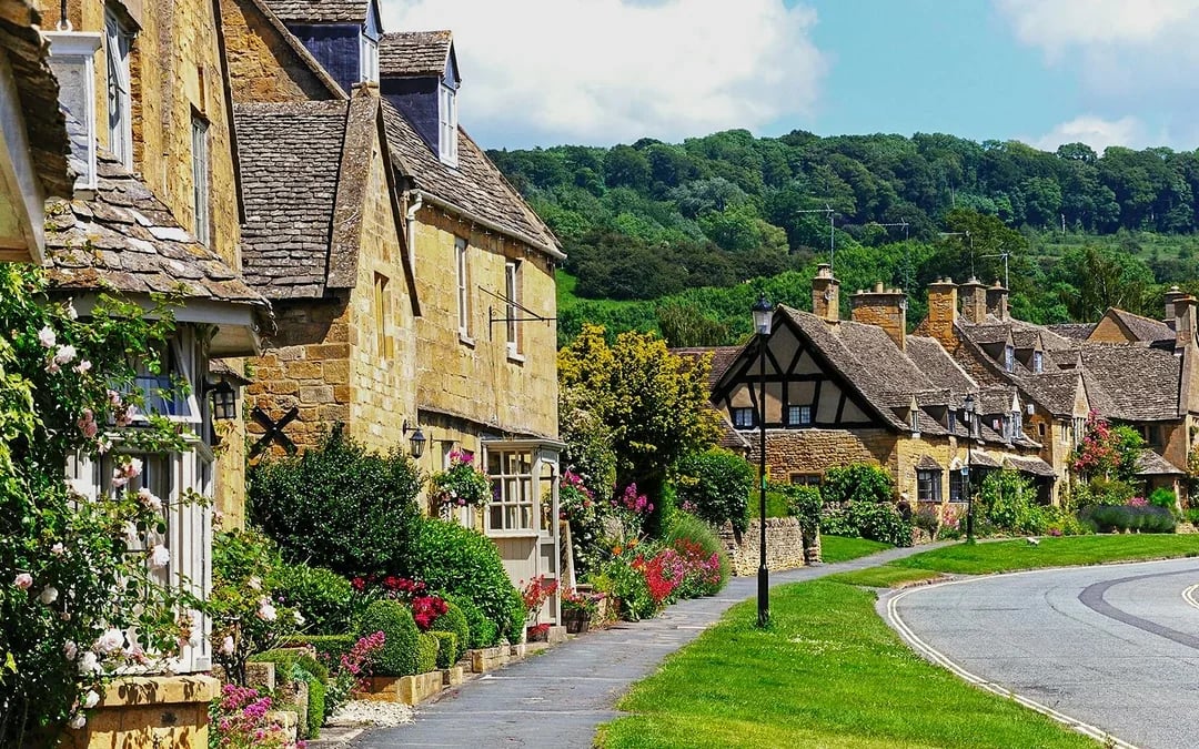 Guided Tour of the Cotswolds, Warwick, Oxford & Stratford-upon-Avon Image 10