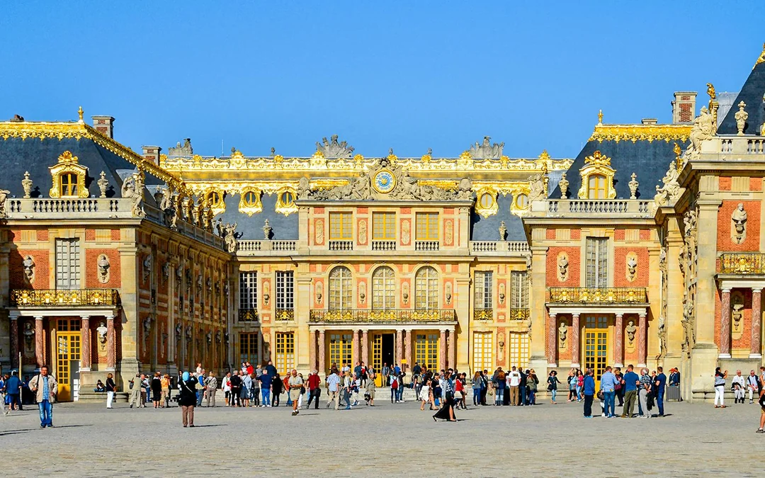 Guided Tour of the King's Private Apartments with Palace of Versailles Skip-the-Line Tickets Image 2