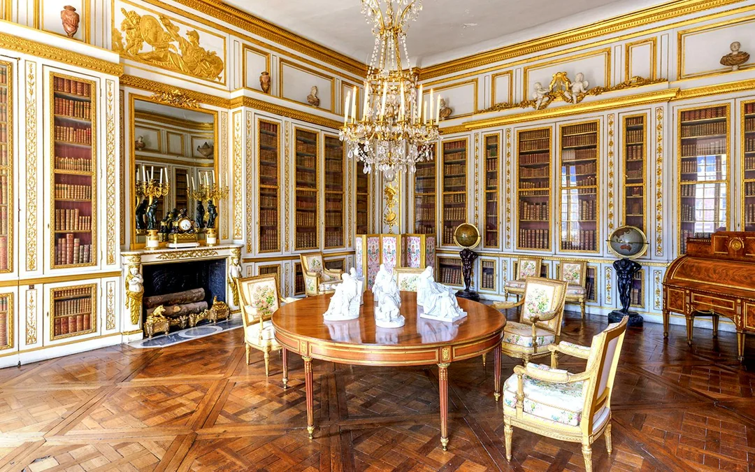 Guided Tour of the King's Private Apartments with Palace of Versailles Skip-the-Line Tickets Image 4