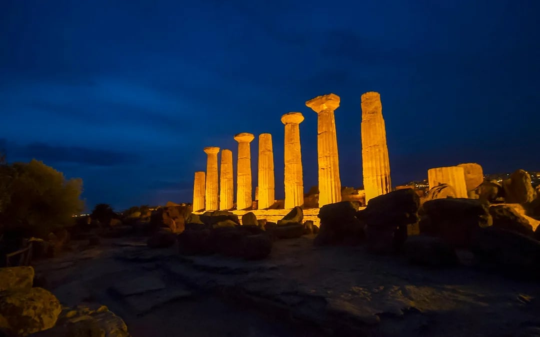 Guided tour of the Valley of the Temples under the stars with ticket included  Image 6