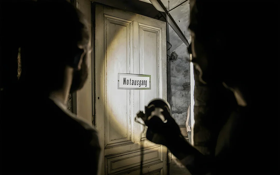 Guided Tour of Vienna’s Historical Pharmacy Cellar Image 3