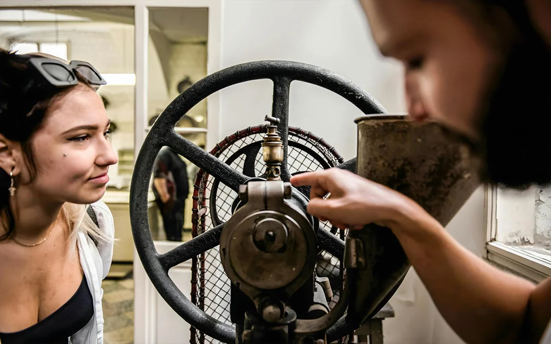Guided Tour of Vienna’s Historical Pharmacy Cellar Image 5