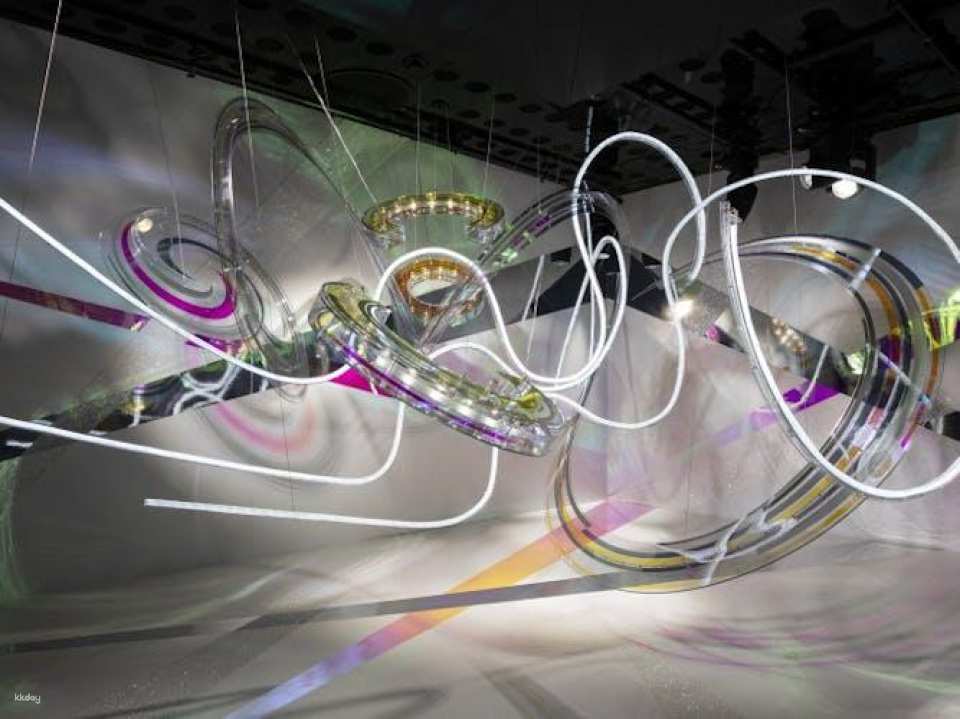 Guided visit of the Swarovski Crystal Worlds Store Vienna