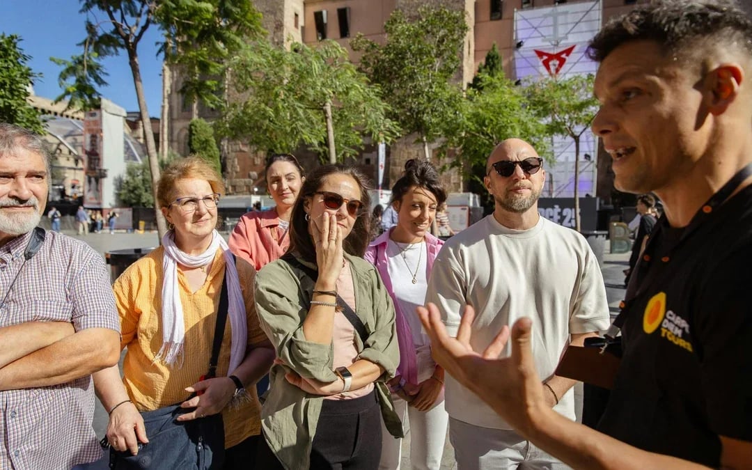 Guided Walking Tour of Barcelona Image 10