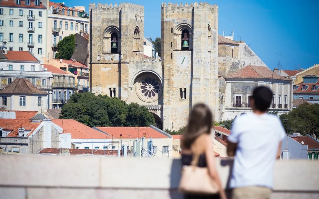 Guided Walking Tour of Lisbon Image 5