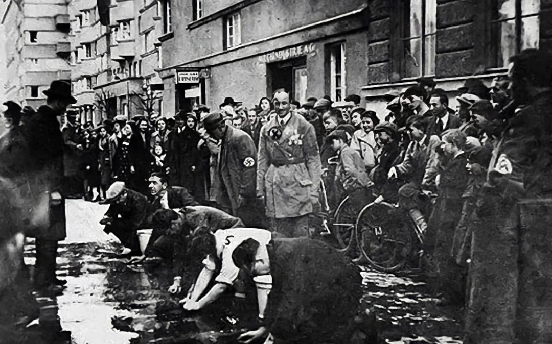 Guided Walking Tour Through Historical Vienna Image 6