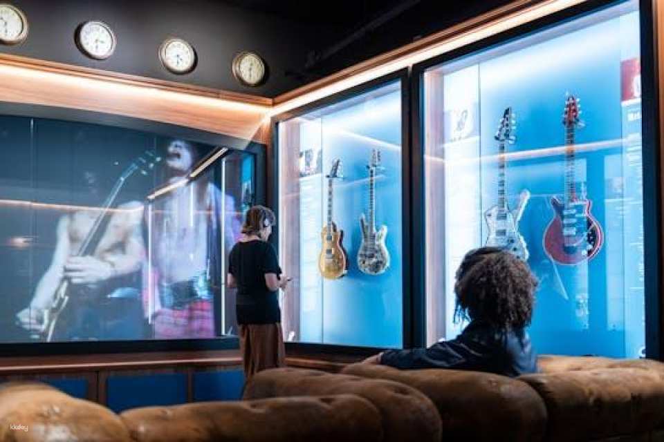 Entry Ticket to Barcelona Immersive Rock Museum Guitar Legends Hall