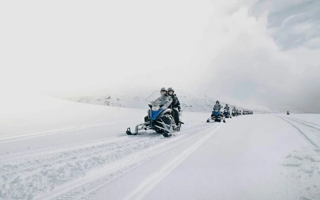Gulfoss: Langjokull Glacier Snowmobile Tours
Image 1