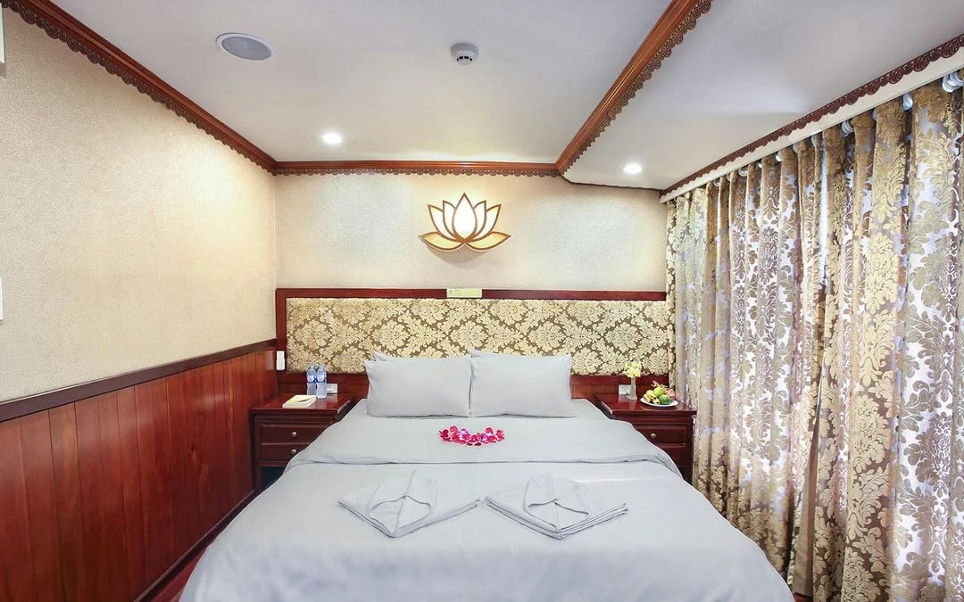 Ha Long Bay: 2D1N 3-Star Cruise Image 8