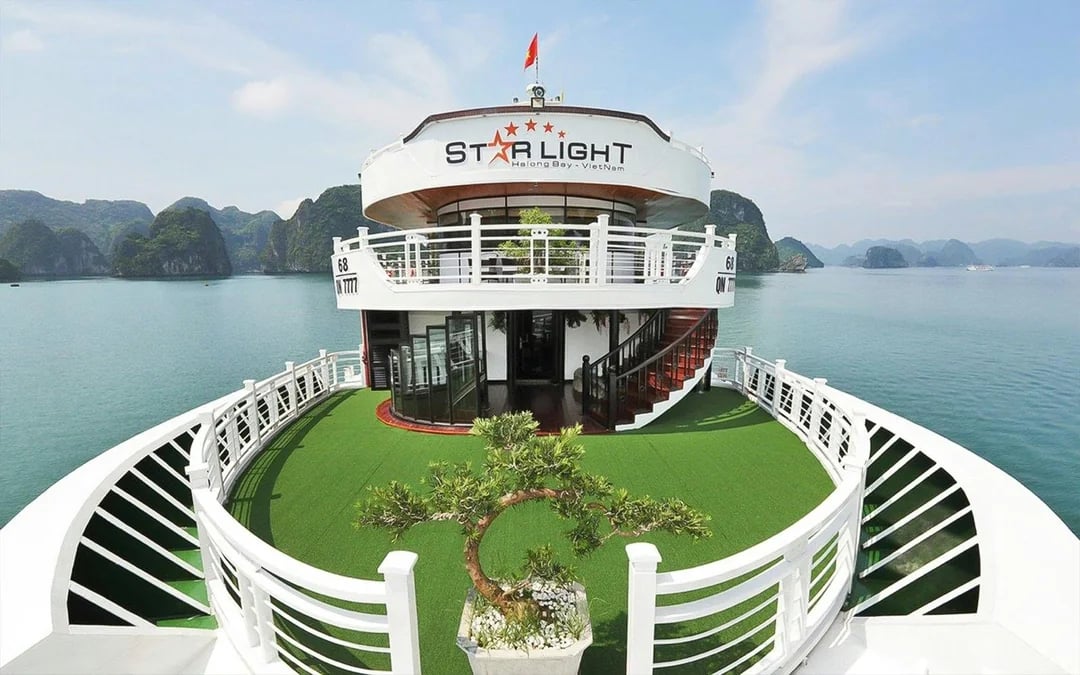 Ha Long Bay: 2D1N 5-Star Cruise Image 2