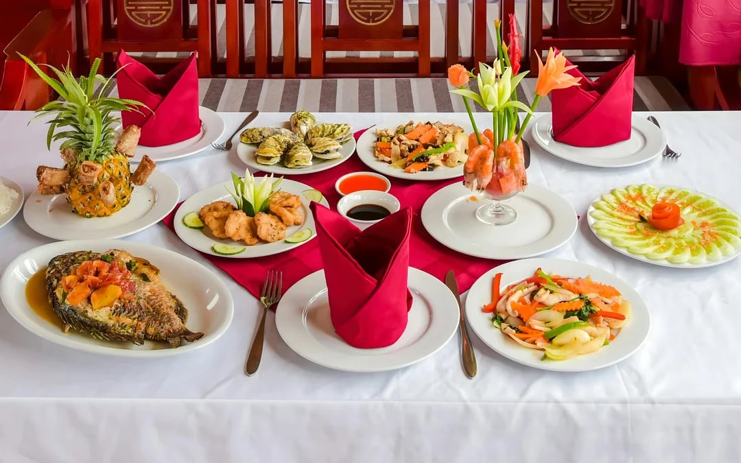 Ha Long Bay: 3-Star Day Cruise with Local Buffet Image 5