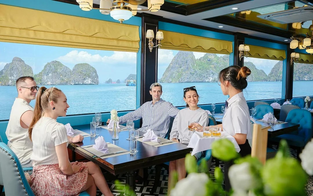 Ha Long Bay Premium Boutique Cruise with Rooftop Jacuzzi Yacht & Lively Onboard Experiences Image 7
