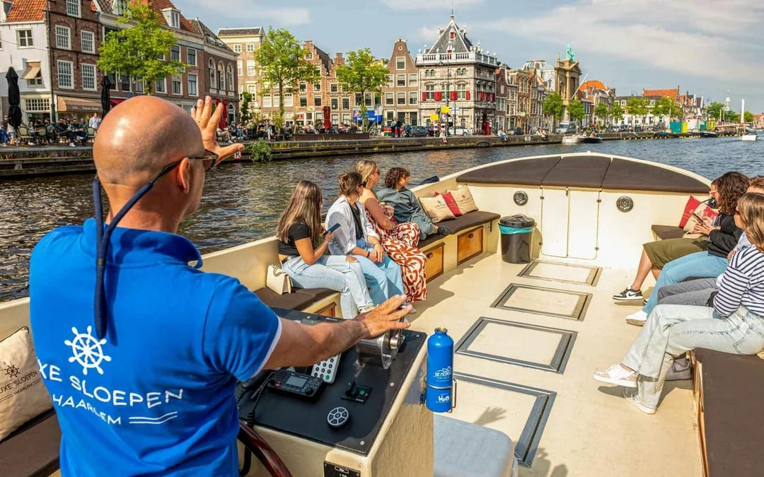 Haarlem: Guided Highlights Canal Cruise on Open Boat Image 5