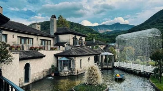 Hakone Venetian Glass Museum (Glass Forest) Admission ticket (Student)