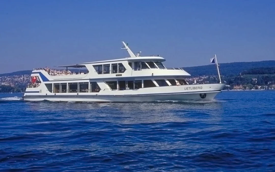 Half Day Tour of Zürich with Lindt Home Of Chocolate Visit & Sightseeing Cruise Image 4