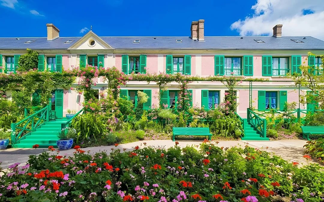 Half-Day Tour to Giverny from Paris with Monet’s House & Gardens Image 1