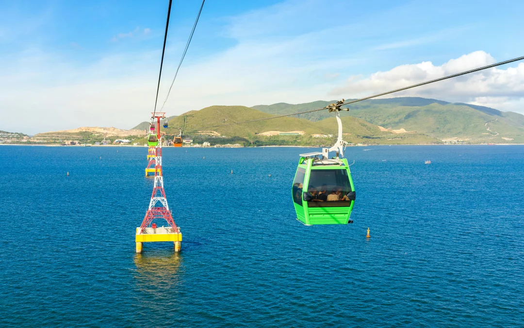 Half-Day VinWonders Pass with Round-Trip Vinpearl Cable Car Tickets Image 5