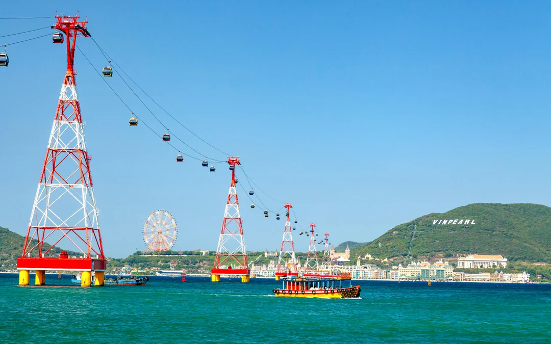 Half-Day VinWonders Pass with Round-Trip Vinpearl Cable Car Tickets Image 6