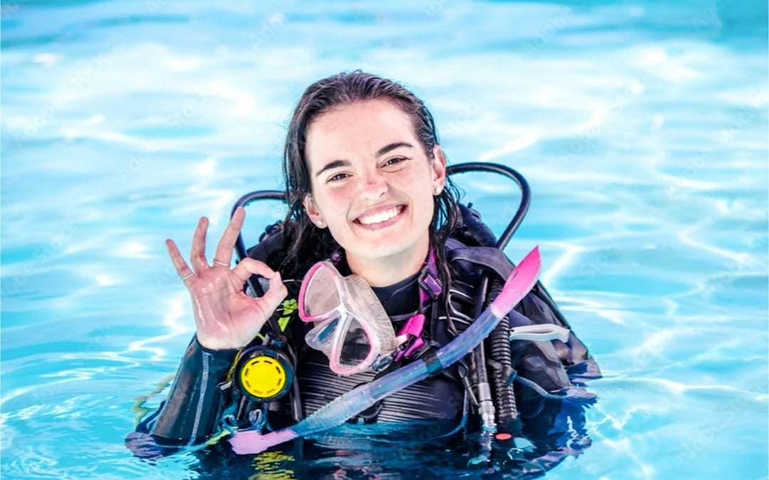Halkidiki: Beginner Scuba Diving Lesson and Guided Dive Image 2
