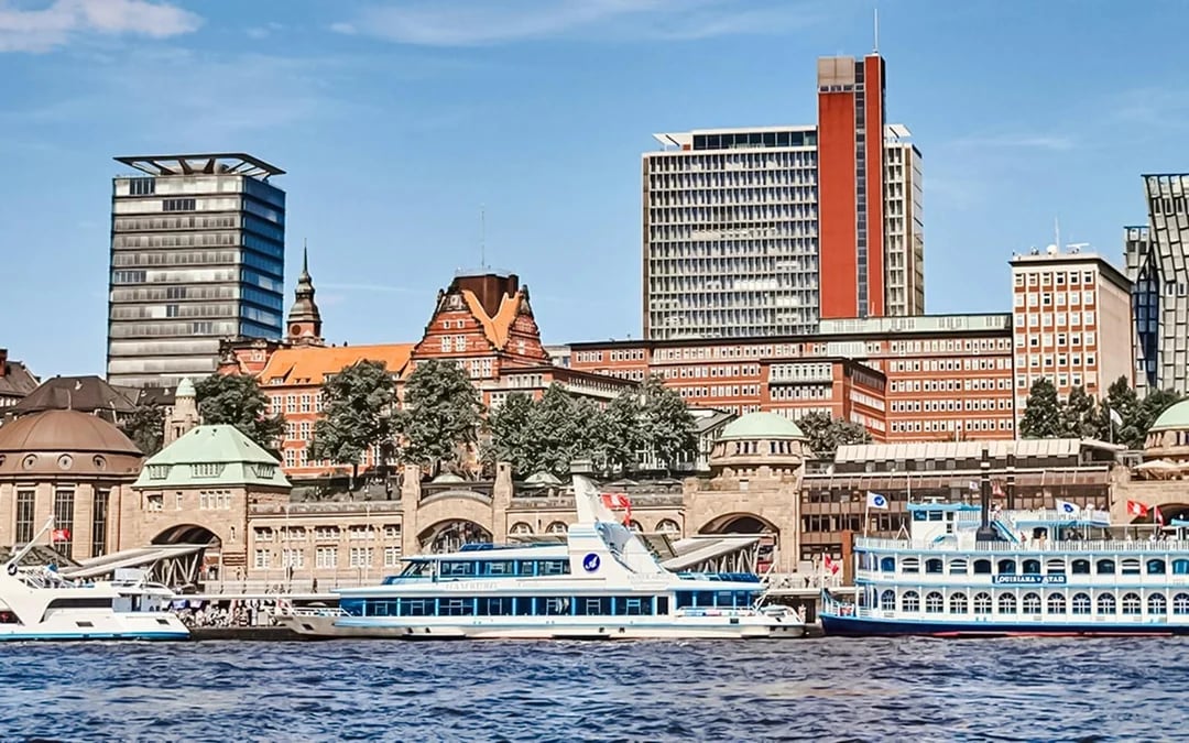Hamburg 1-Hour Harbor Sightseeing Cruise with HafenCity Image 6