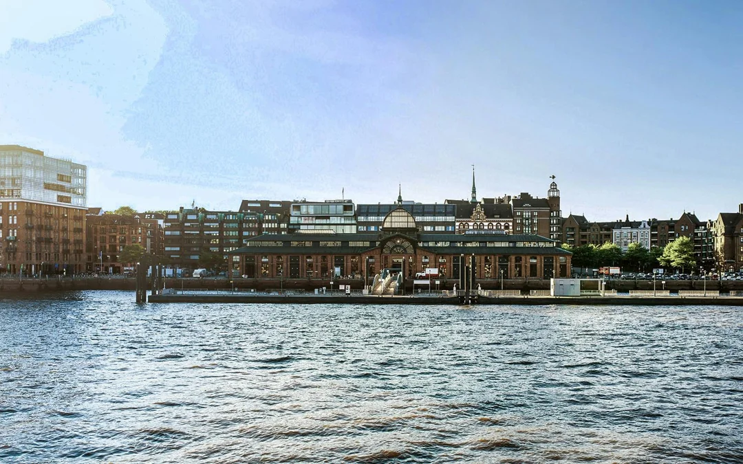 Hamburg Boat Tour with Live Commentary Image 7