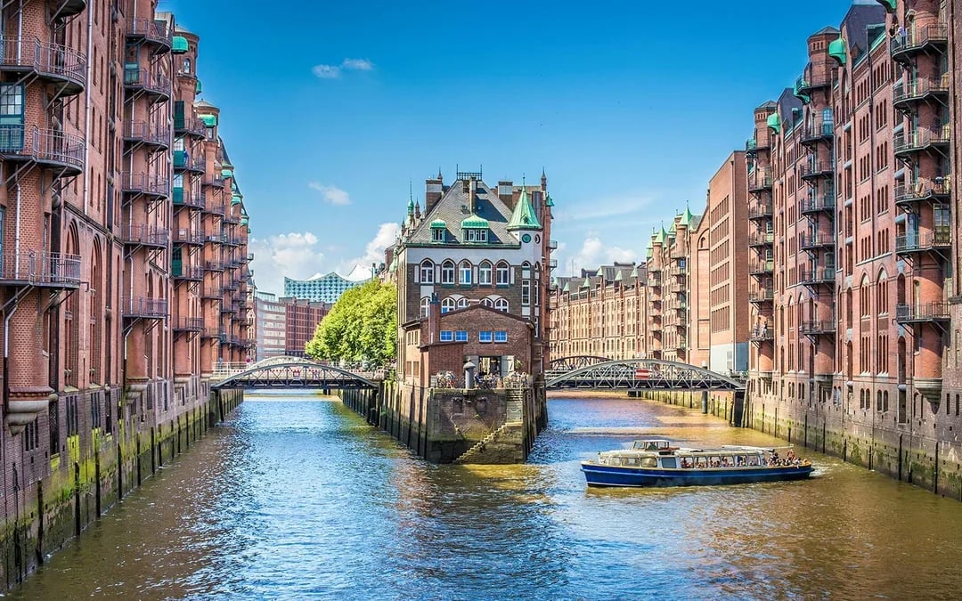 Hamburg Harbor and Speicherstadt Cruise Image 2