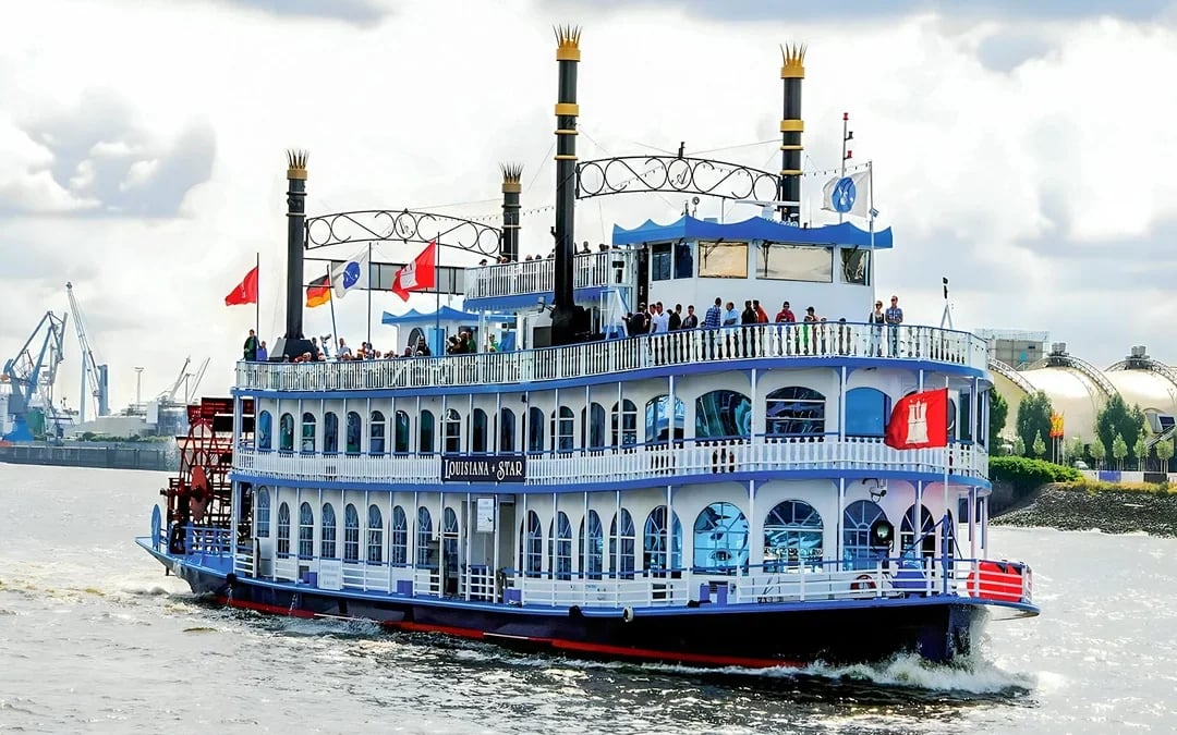 Hamburg Harbor and Speicherstadt Cruise Image 7