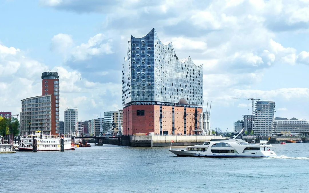 Hamburg Harbor Small-Group Cruising Tour Image 3