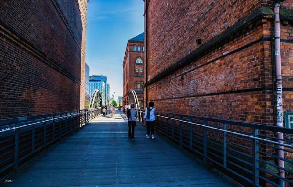Hamburg Westfield Mall, Speicherstadt and Elbphilharmonie tour