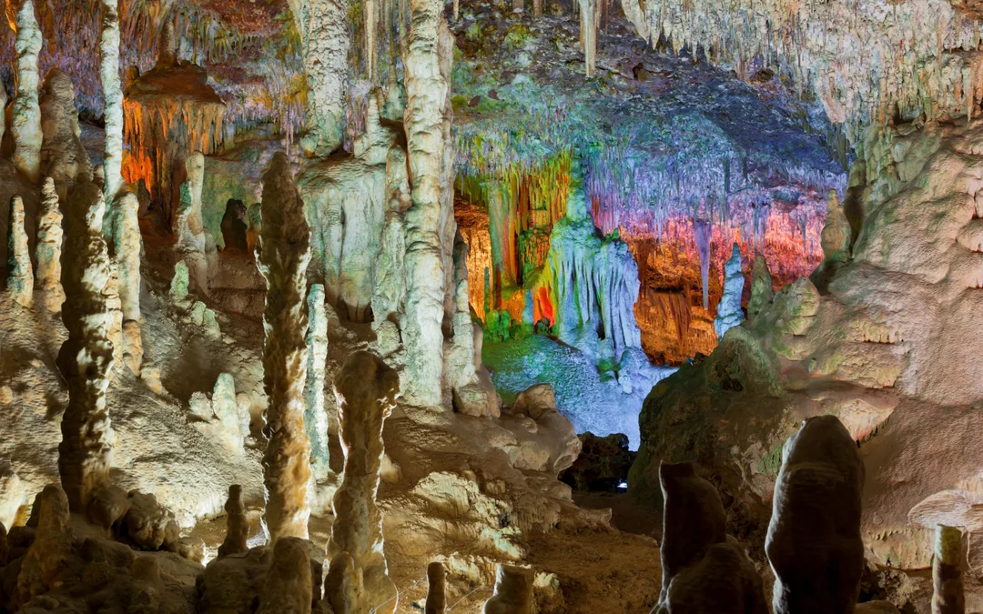 Hams' Caves with Optional Transfers Image 2