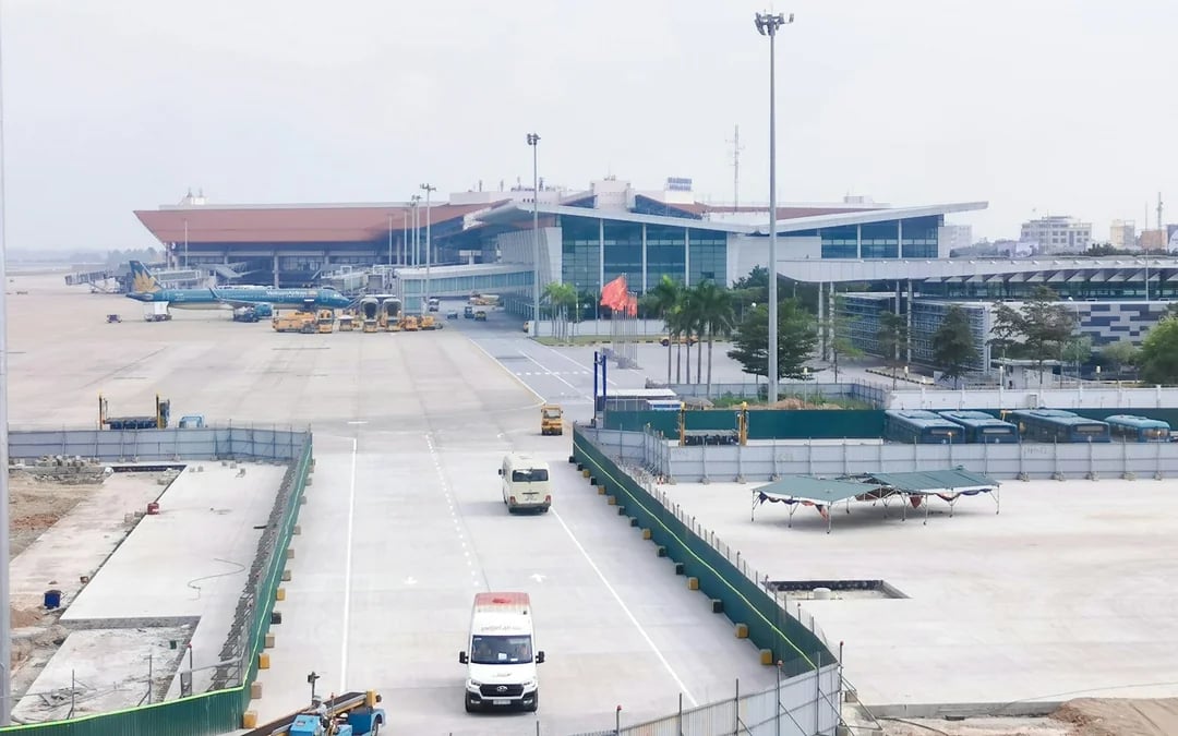 Hanoi Noi Bai Airport Arrival Fast-Track with Visa-on-Arrival Assistance Image 5
