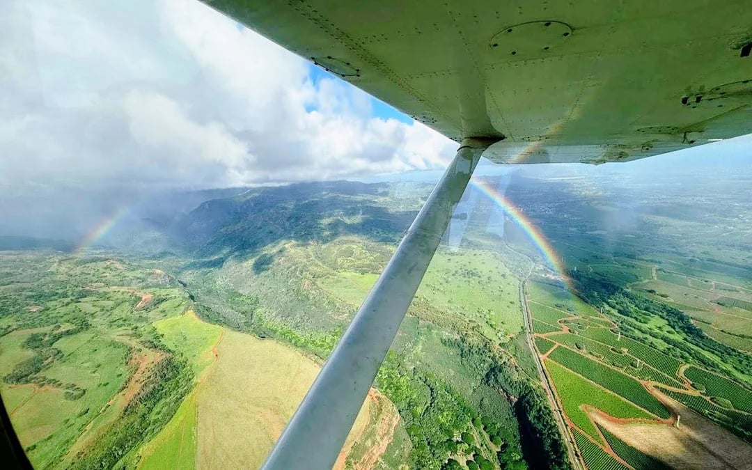 Hawaii Kauai Airplane Tour: Private Charter Tour Image 2