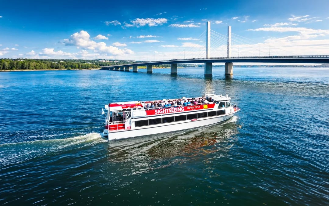 Helsinki Under-the-Bridges Sightseeing Cruise with Audio Guide Image 1