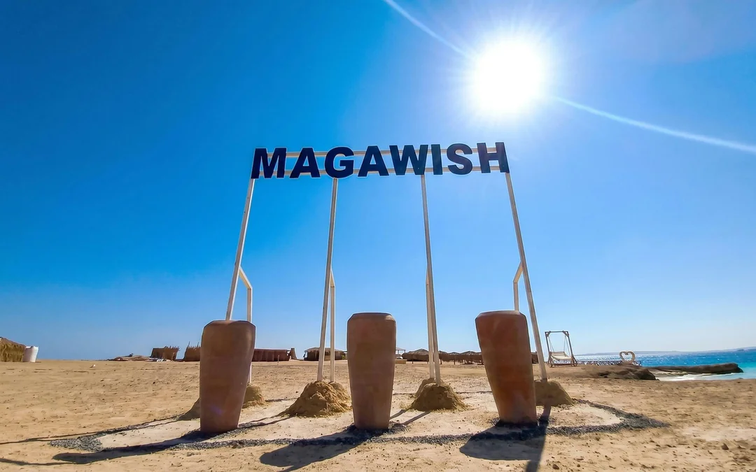 High-Speed Sea Taxi Tour to Orange Bay or Magawish with Round-Trip Hotel Transfers Image 4