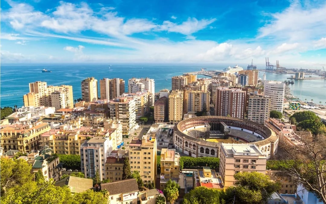 Highlights of Malaga: Self-Guided City Exploration Game Image 5
