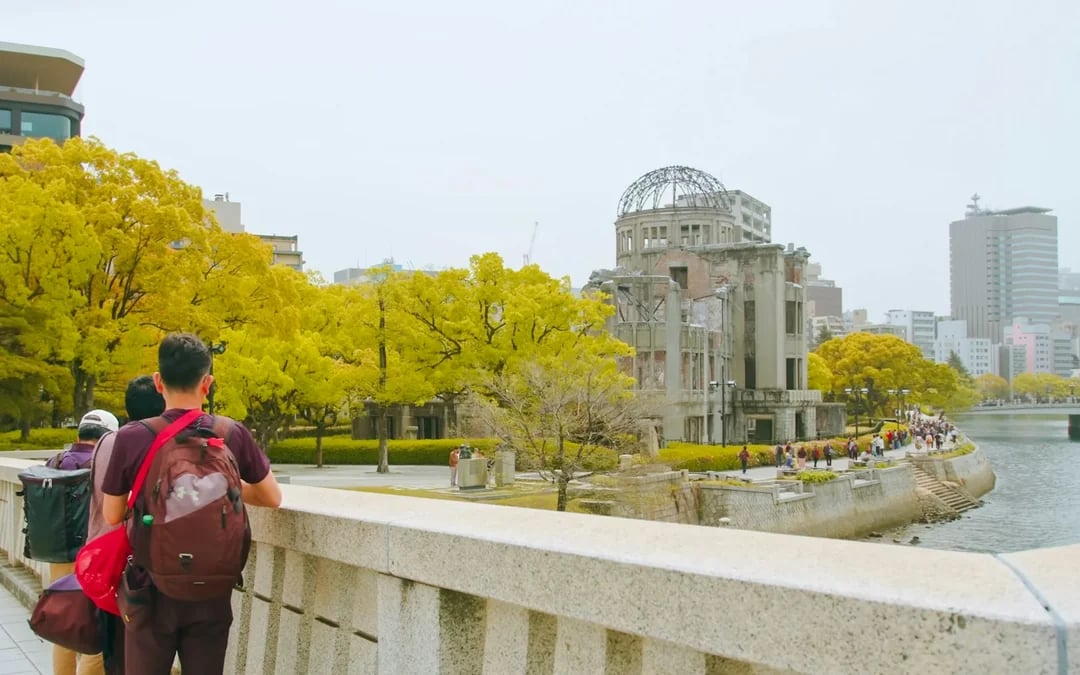 Hiroshima Guided Bike Tour with Okonomiyaki Dinner Image 8