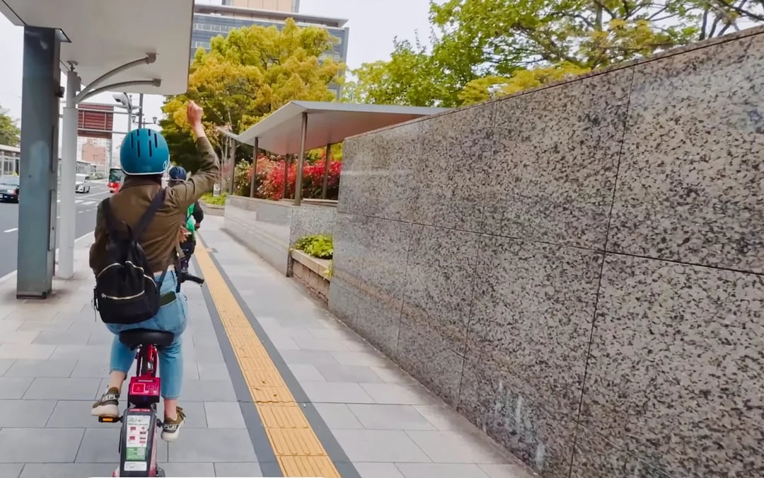 Hiroshima Guided Bike Tour with Okonomiyaki Dinner Image 10