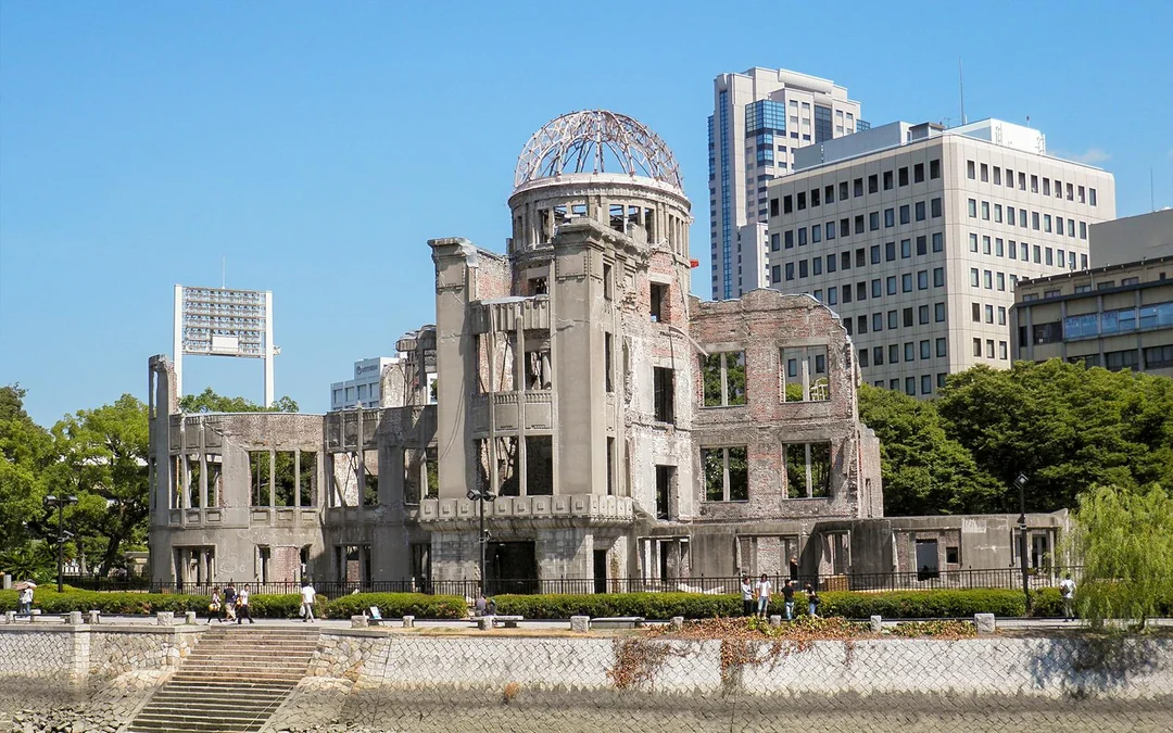 Hiroshima Meipuru-pu: 1-Day Hop-On Hop-Off Bus Tour of Hiroshima Image 2