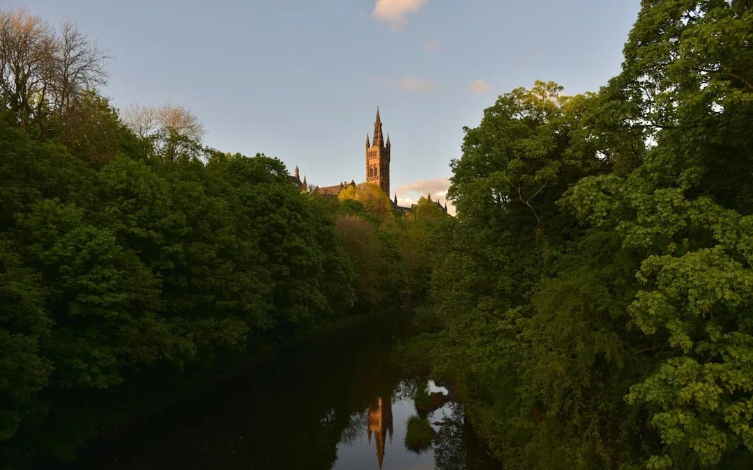Historic Glasgow: Self-Guided City Exploration Game Image 4
