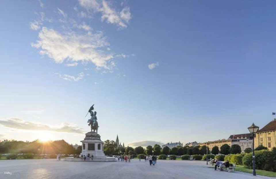 Historical tour of Vienna during National Socialism