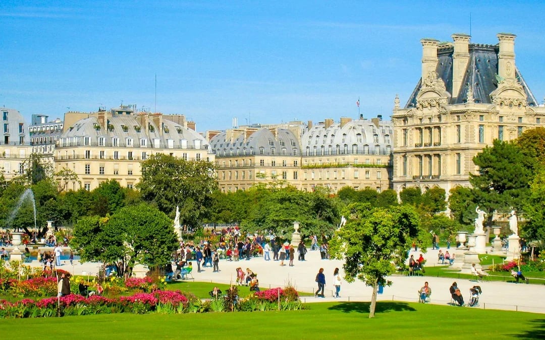Historical Walking Tour with Skip-the-line Entry to Invalides Image 6