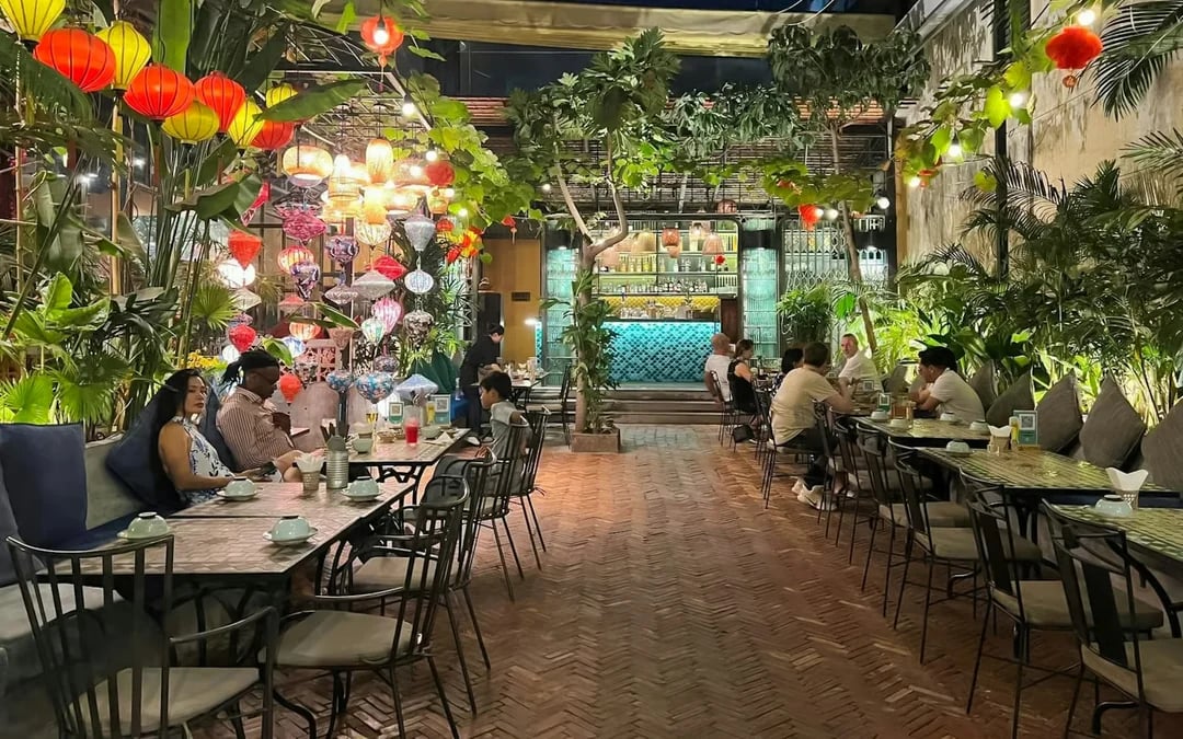 Ho Chi Minh City Thao Dien Food Walking Tour with Metro Ticket Image 2