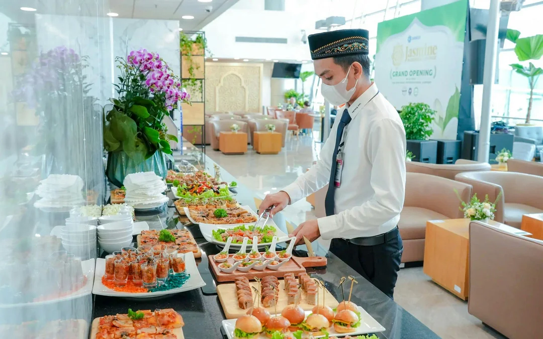 Ho Chi Minh Tan Son Nhat International Airport: Jasmine Halal Lounge at Terminal 2 Image 3