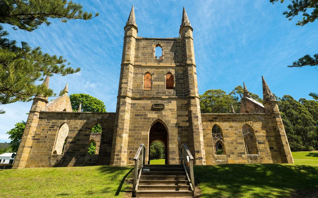Hobart to Port Arthur Bus Service with Port Arthur Historic Site Image 1
