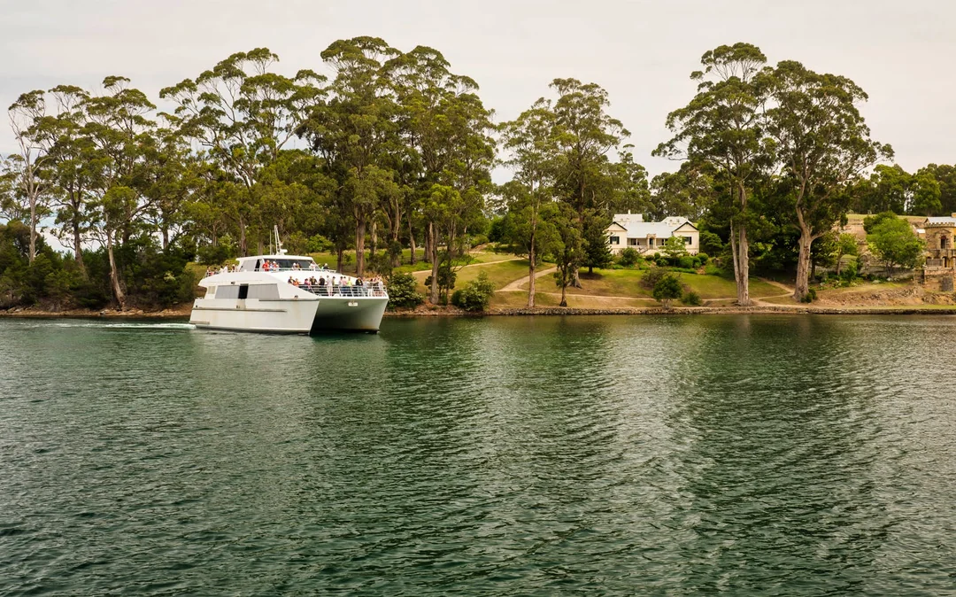 Hobart to Port Arthur Bus Service Image 3