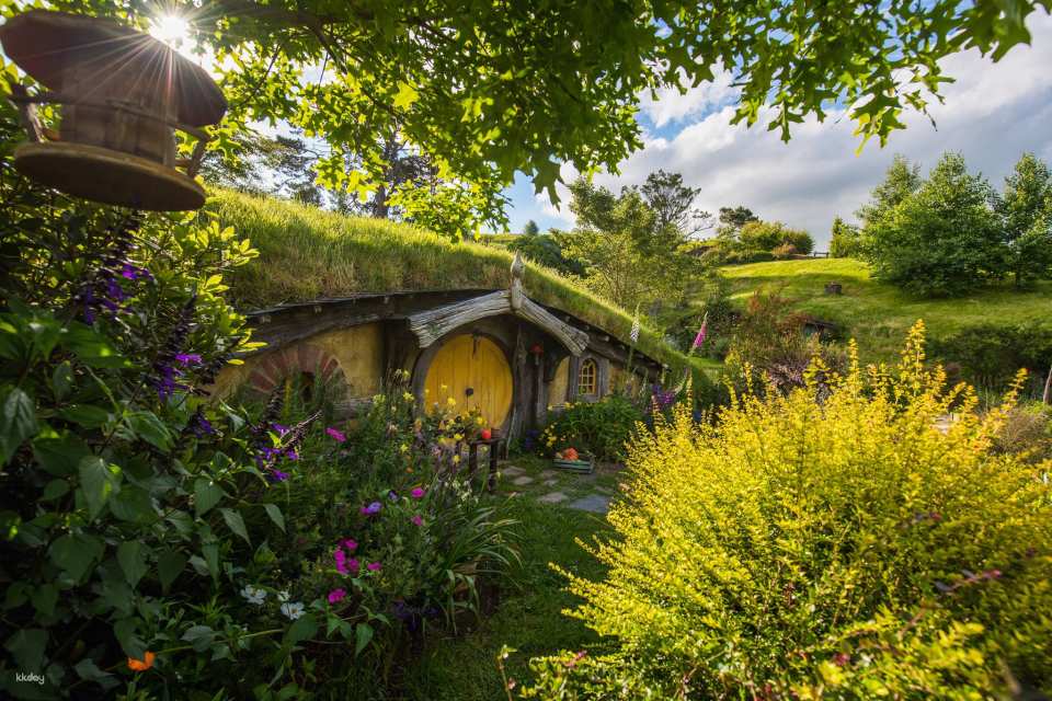 Hobbiton Movie Set Tours Ticket | New Zealand
