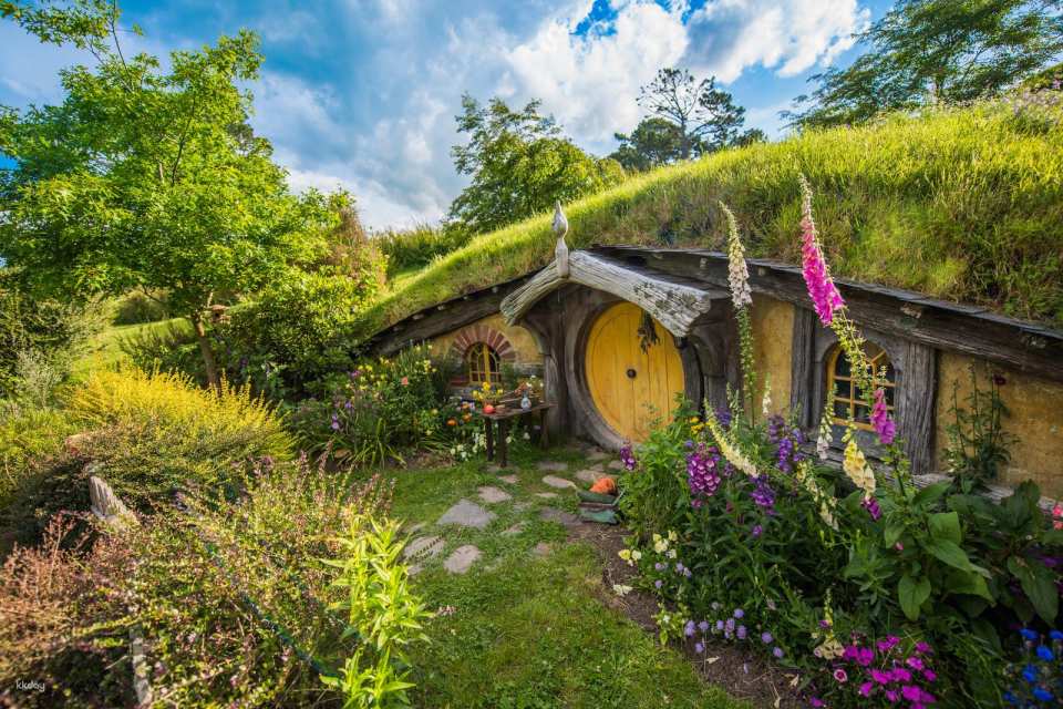 Hobbiton Movie Set Tours Ticket | New Zealand