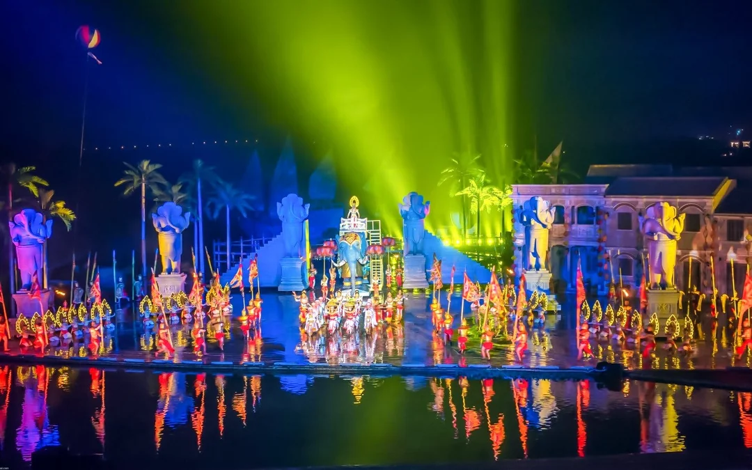 Hoi An Memories Show with Round-Trip Transfers from Da Nang Image 1